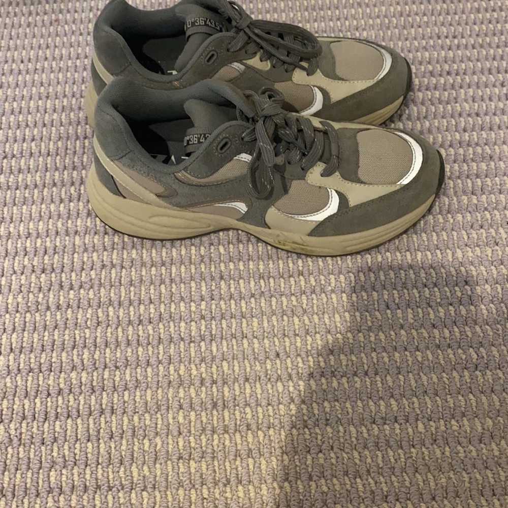 Super cute grey zara sneakers